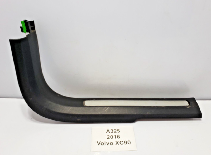 ✅ 2016-2024 OEM Volvo XC90 Front Right Passenger Sill Scuff Plate Trim Cover*