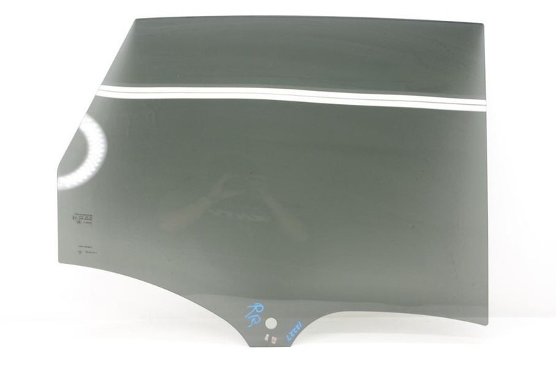 2015-2018 Porsche Macan 2.0L Passenger Right Rear Door Window Glass