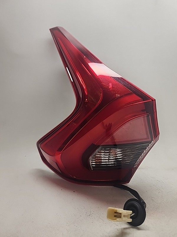 2018 2019 2020 MITSUBISHI ECLIPSE CROSS REAR OUTER LEFT TAIL LIGHT OEM LH
