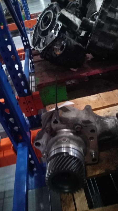 2013 Honda CR-V Transfer Case Assembly OEM 2.4L 99K Miles Grey 29000R5L000