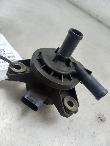 11-12 LEXUS CT200H 1.8L FWD AT ENGINE COOLANT PUMP