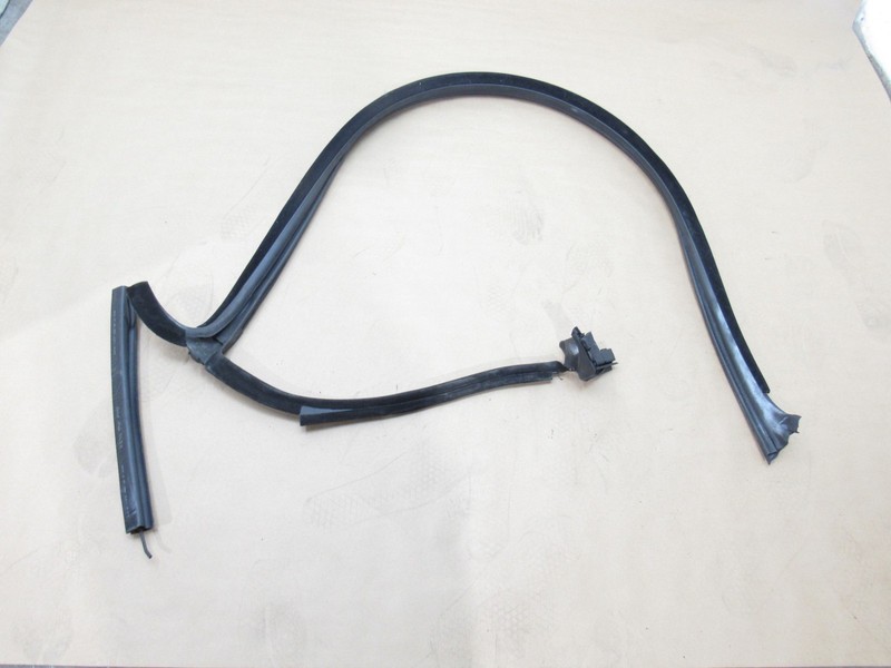 Bentley Continental GT 2012 Left Driver Door Window Weatherstrip Seal 11-18 ;#3