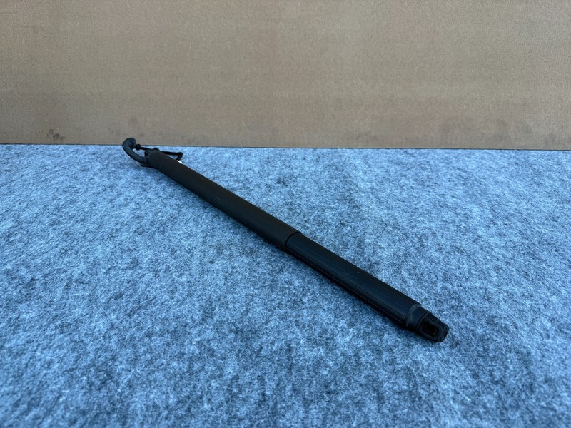 GENESIS GV80 21-25 OEM REAR RIGHT RH LIFTGATE TAILGATE TRUNK ELECTRIC SHOCK