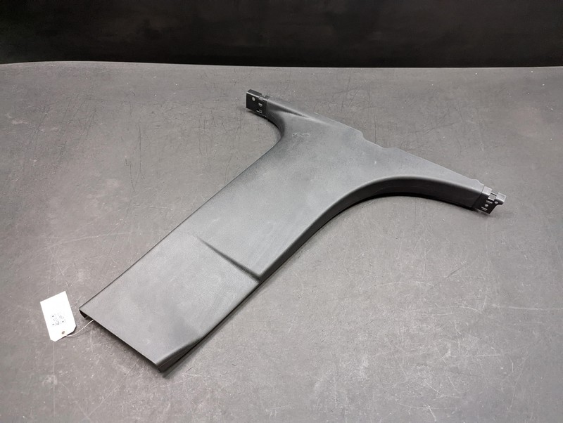 Center Right B Pillar Lower Trim Panel 2021 Lincoln Nautilus 2019 2020 2022