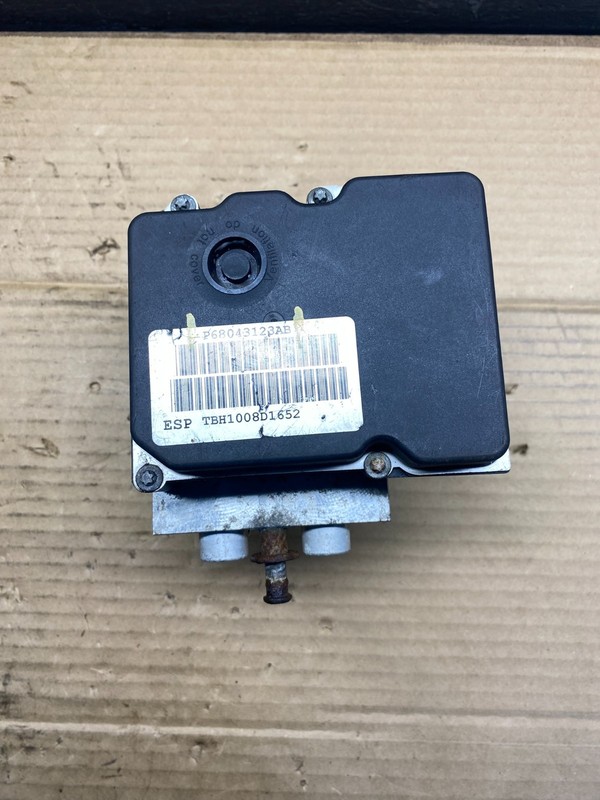 2009 Dodge Durango ABS Anti Lock Brake Pump OEM AE6248 DW