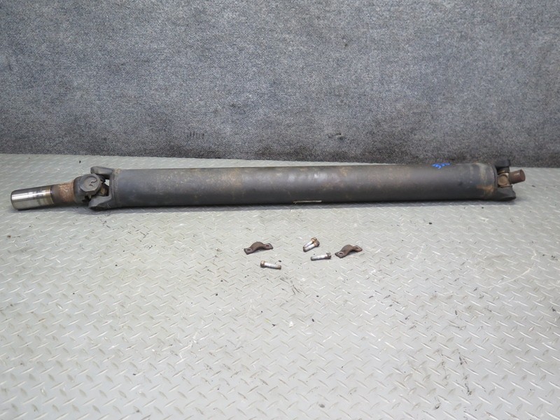 2009-2014 CADILLAC ESCALADE 6.2L AWD REAR DRIVESHAFT DRIVE SHAFT 22845689