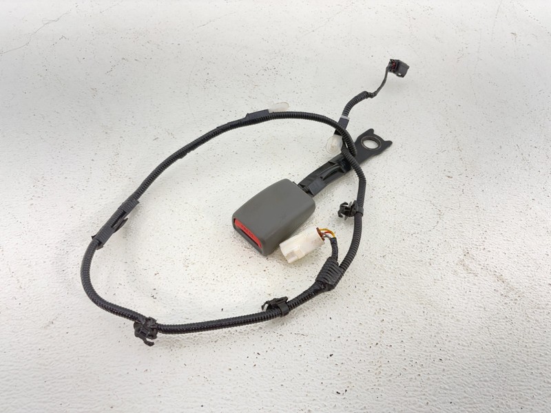14-15 Toyota Prius Front Seat Belt Buckle Left Driver Side Light Gray OEM