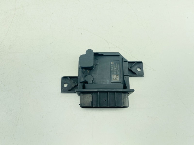 2018–2020 BUICK REGAL Fuel Pump Control Module OEM 13540030