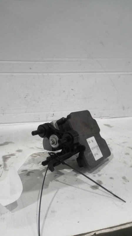 2016 Mercedes-Benz E-Class ABS Hydraulic Assembly OEM 2124310448 96K Mi