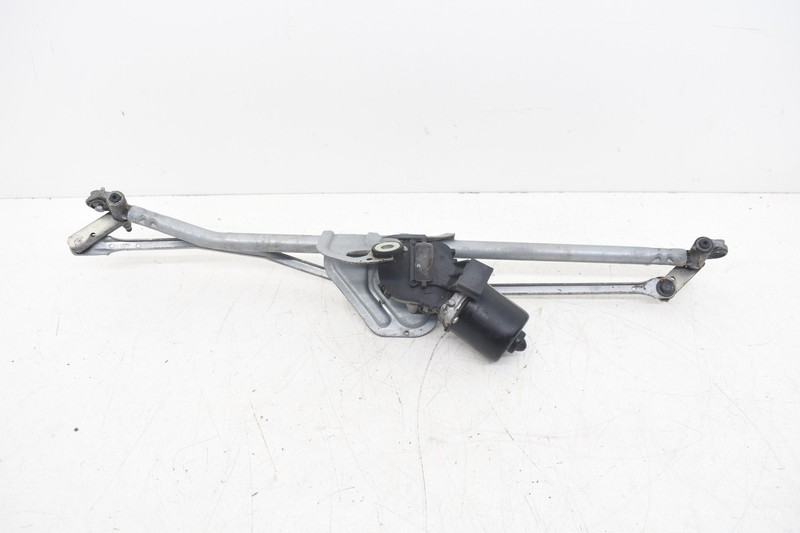 2009 Mini Cooper S R55 Clubman JCW Windshield Wiper Motor Linkage OEM KW93
