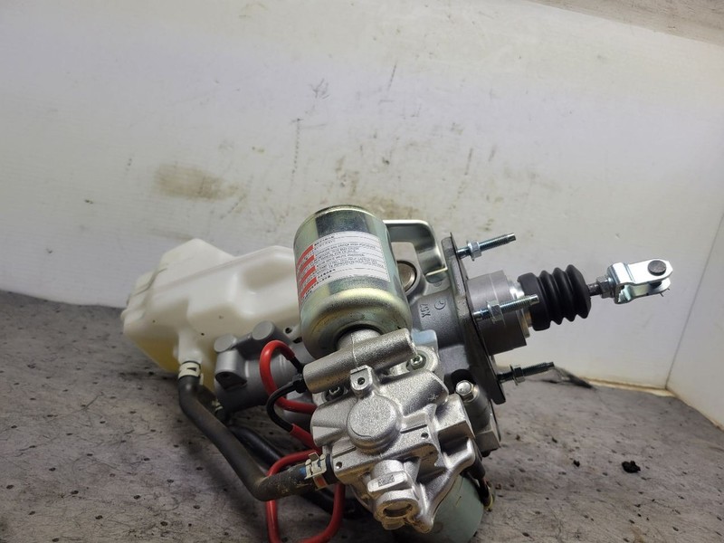 Power Brake Booster Fits 21-22 VENZA 1538604