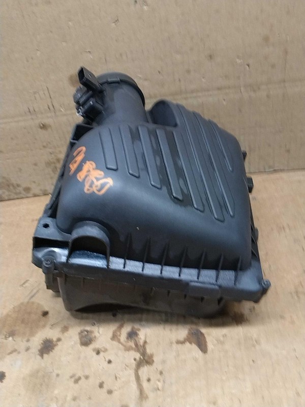 2016 Buick Envision Air Cleaner Assembly OEM 2.0L Used 40K Miles