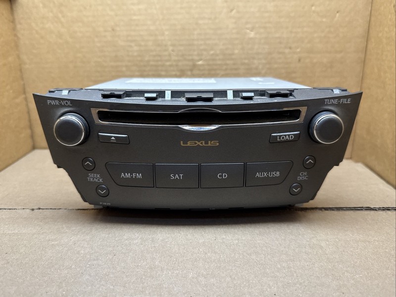 2009-2013 Lexus IS250C IS350C RADIO CD DISC CONTROL UNIT OEM 86120-53A40 P1831