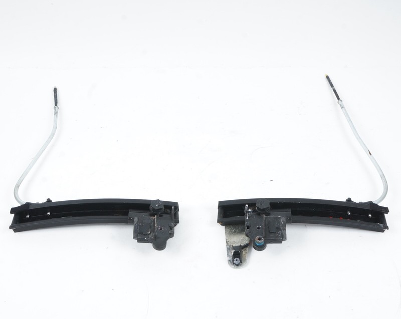 2004-2010 BMW 650i ROOF LOCK MECHANISM LEFT AND RIGHT