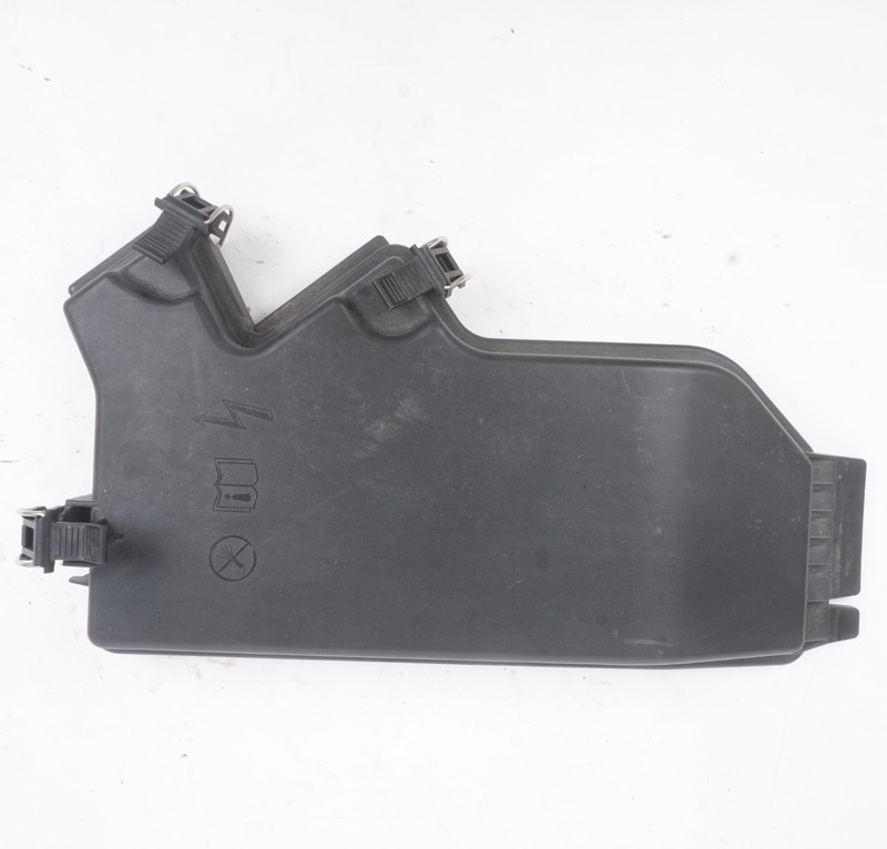 2017-2020 Mercedes SLC300 Fuse Relay Box Cover Lid A1725400082 OEM