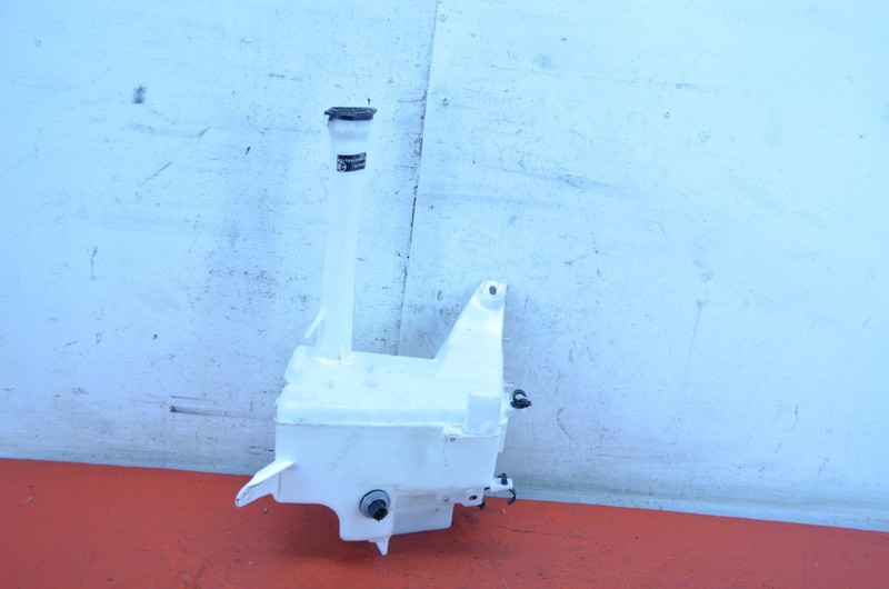 01-06 LEXUS LS430 WINDSHIELD WASHER RESERVOIR BOTTLE TANK OEM