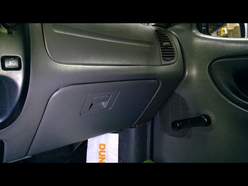 1998-2005 RANGER Glove Box 1552286