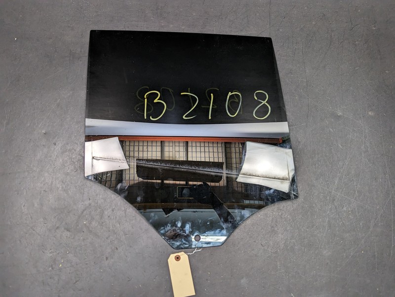 Rear Right Door Window Glass 2022 BMW X1 51357388870 2016 2017 2018 2019 - 2021