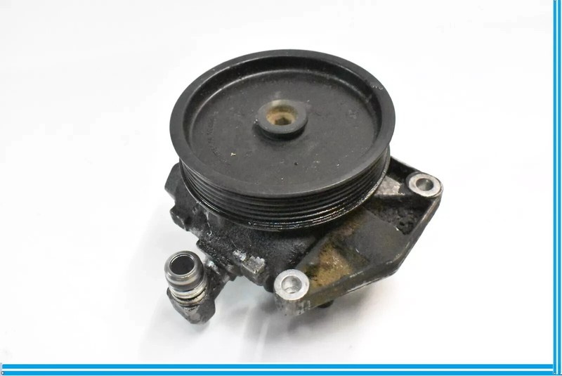 08-11 Mercedes W204 C350 Power Steering Pump A0054666501 OEM