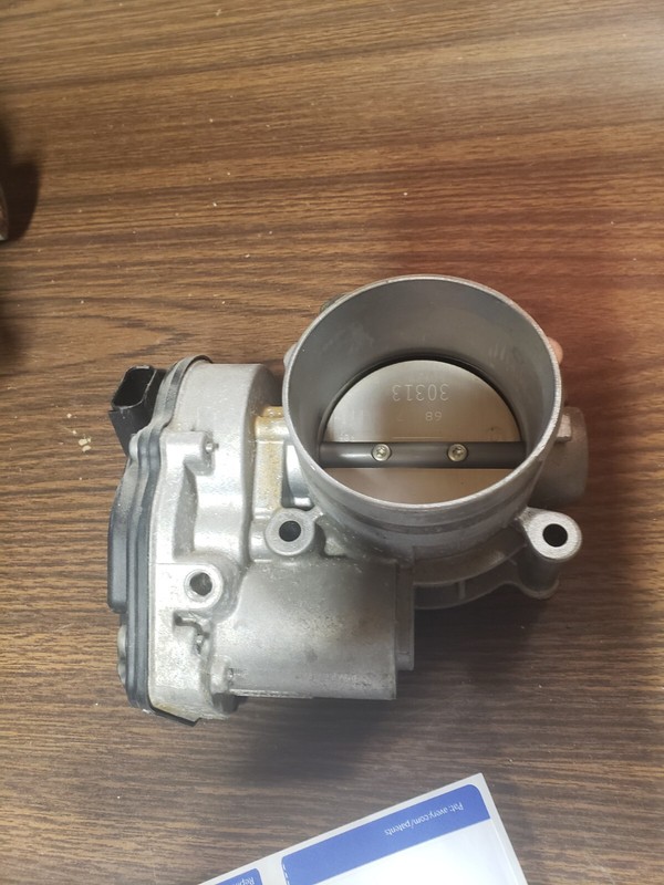 2013 Lincoln MKT 3.7 throttlebody