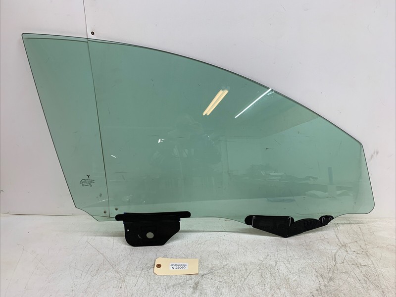 20-25 Tesla Model Y Front Right Door Window Double Glass 43R-014955 23060 M1