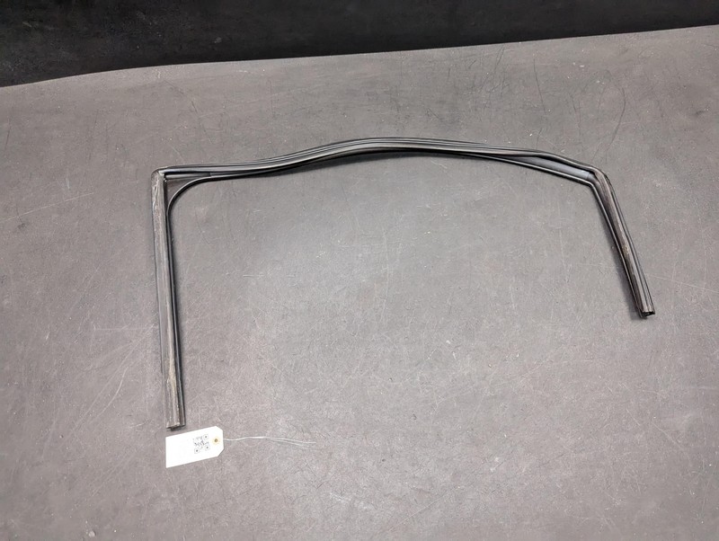 Front Right Door Window Glass Run Channel 2018 Ford Explorer 2013 2014 - 2019