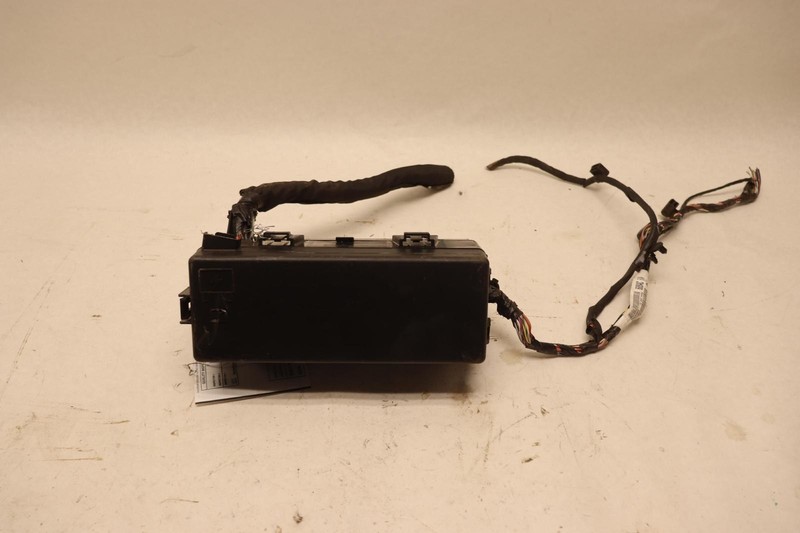 2018 DODGE CHARGER 5.7L CABIN POWER JUNCTION FUSE BOX BLOCK OEM