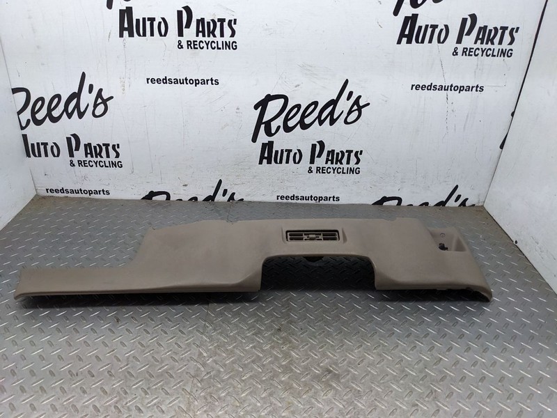 95-99 Chevy GMC Yukon Denali Interior Dash Knee Bolster G 1161333