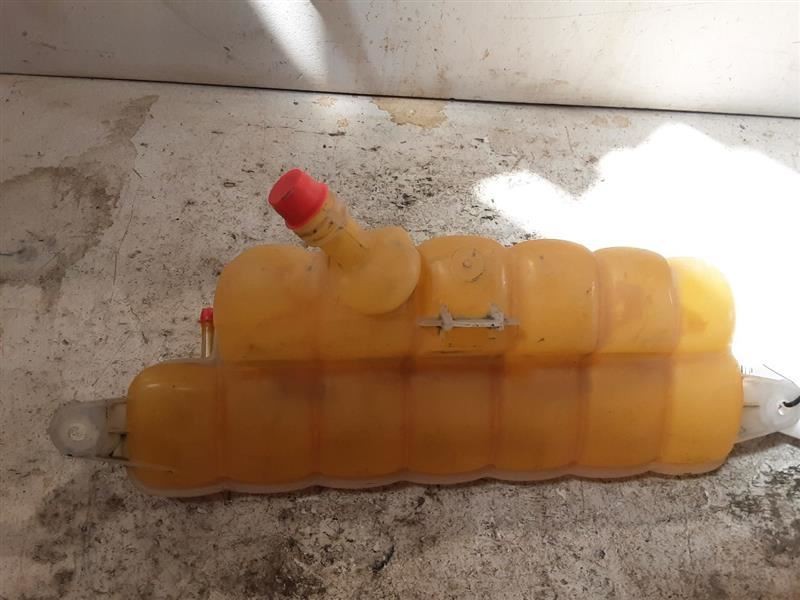 Coolant Reservoir Fits 15-20 FORD F150 PICKUP 3261733
