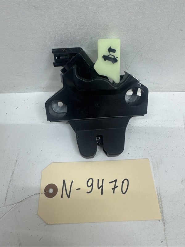 17-23 TESLA MODEL 3 REAR TRUNK LID LATCH LOCK ACTUATOR 1092308-00-EN-94470 B31