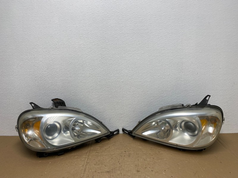 2002 - 2005 Mercedes ML ML350 ML500 Left+Right Side Halogen Headlights AB6987 DW
