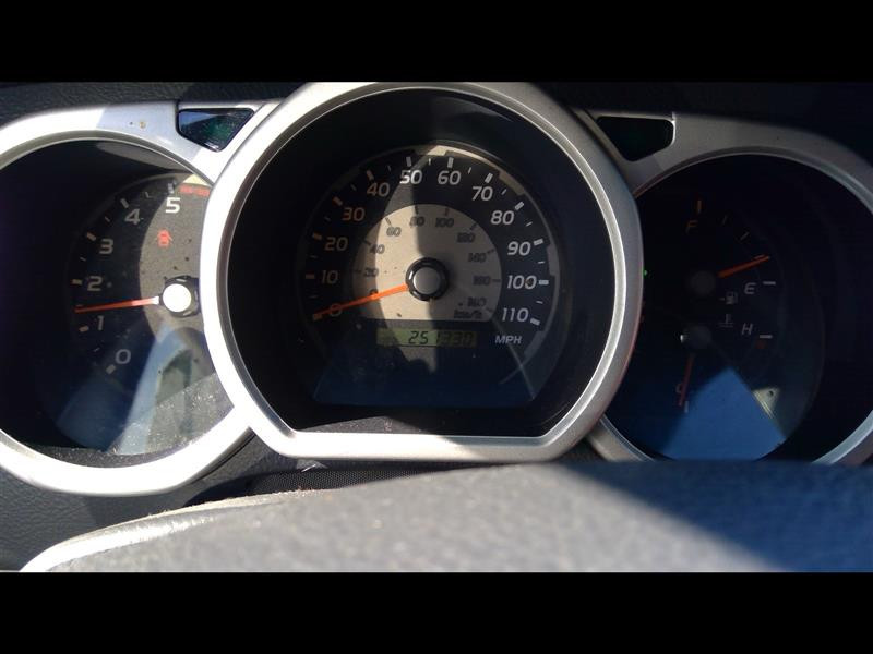 2004 Toyota 4Runner 4X4 SR5 V8 Speedometer Gauge Cluster Panel 83800-35A00 251k