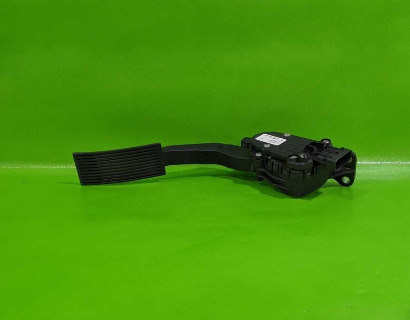 05-14 FRONTIER GAS ACCELERATOR PEDAL OEM 4241-6