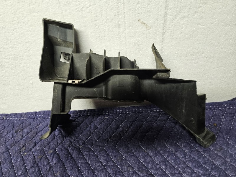 2014-2023 FORD TRANSIT CONNECT FRONT DRIVER SIDE HOOD BONNET HINGE COVER OEM