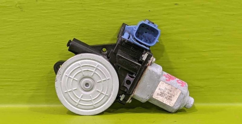 11 12 13 M37 M56 PASSENGER RIGHT REAR WINDOW MOTOR OEM 3802-58