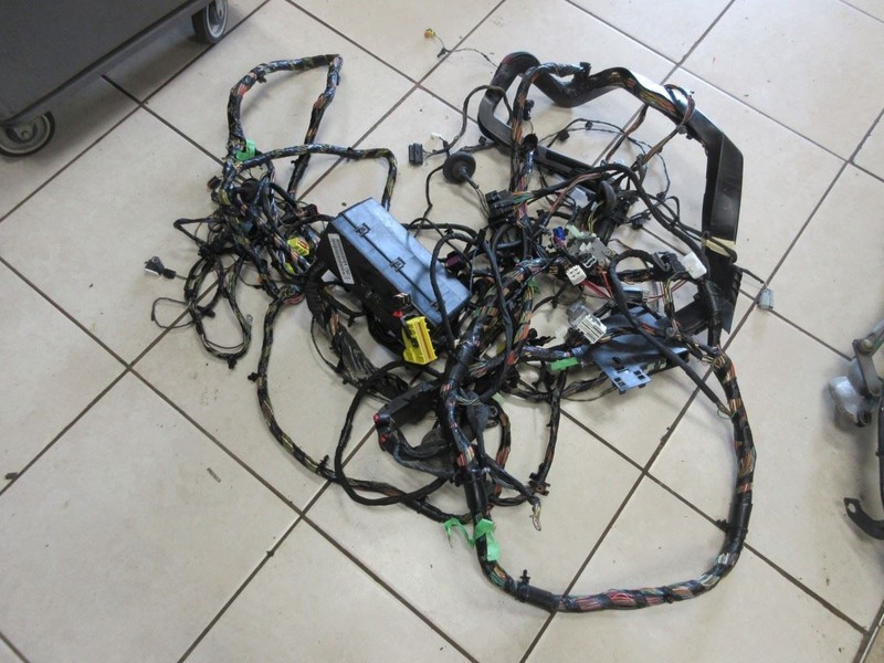 2016 Dodge Challenger R/T OEM Body Wiring Harness 68281175