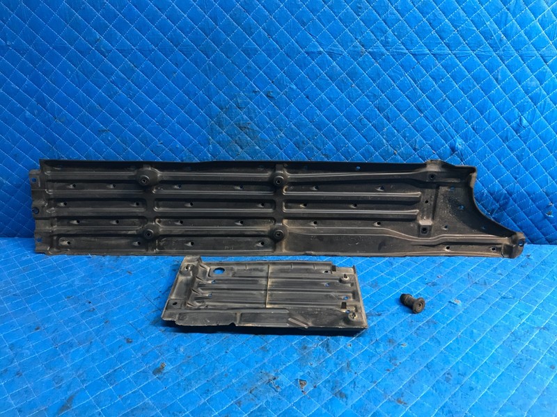 2004 LEXUS LS460 LEFT DRIVER SIDE UNDER BODY SPLASH SHIELD PANEL SET OEM