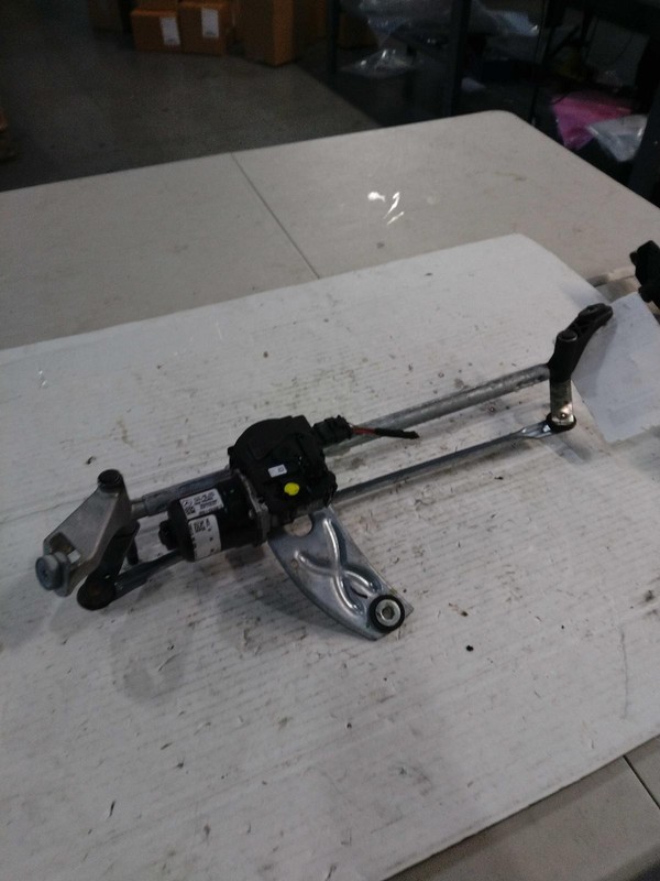 Used Windshield Wiper Motor fits: 2019 Mercedes-benz A-class 177 Type Grade A