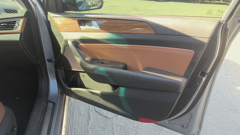 Front Door Trim Panel HYUNDAI SONATA Right 15 16 17 18 19