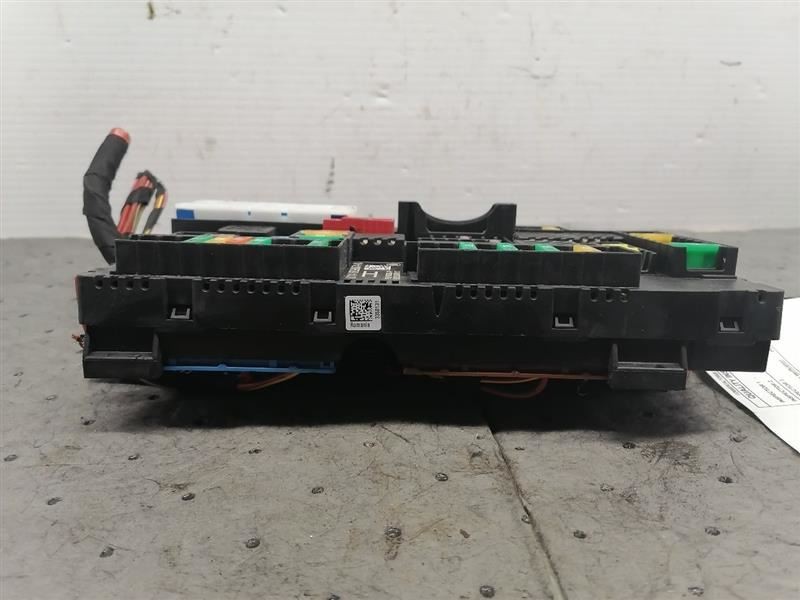 Fuse Box Engine Trunk Mounted Fits 18-19 BMW X3 1170911