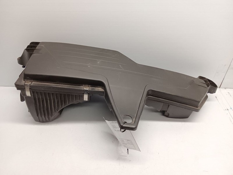2012-2016 BMW 2 3 4 SERIES (F22 F30 F32) 2.0L N20 TURBO ENGINE AIR FILTER BOX