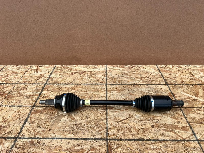 GENESIS GV70 ELECTRIFIED 2023-2026 OEM FRONT RIGHT PASSENGER AXLE SHAFT AWD
