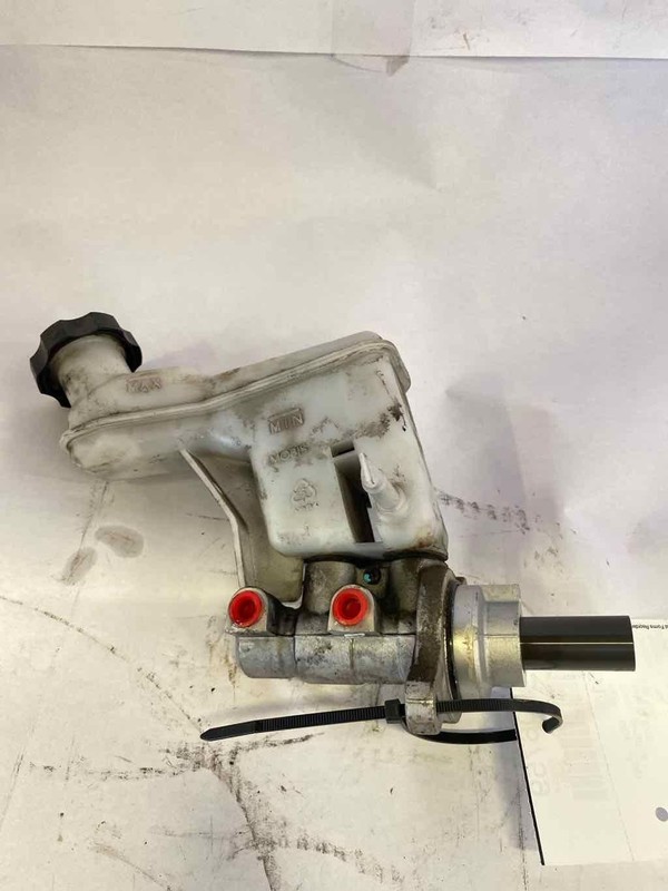 Master Cylinder KIA SPORTAGE 10 11 12 13 14 15 16