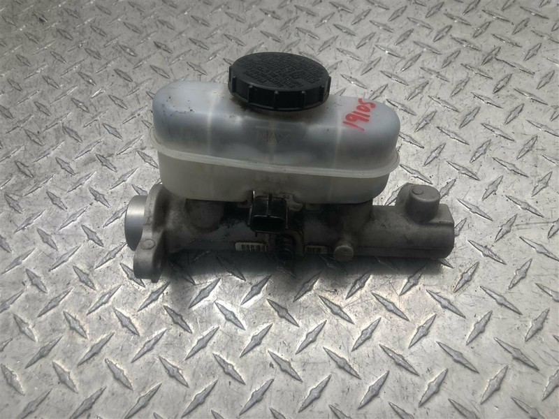 01-05 EXPLORER SPORT TRAC 3.0L BRAKE BOOSTER MASTER CYLINDER OEM 541-01085