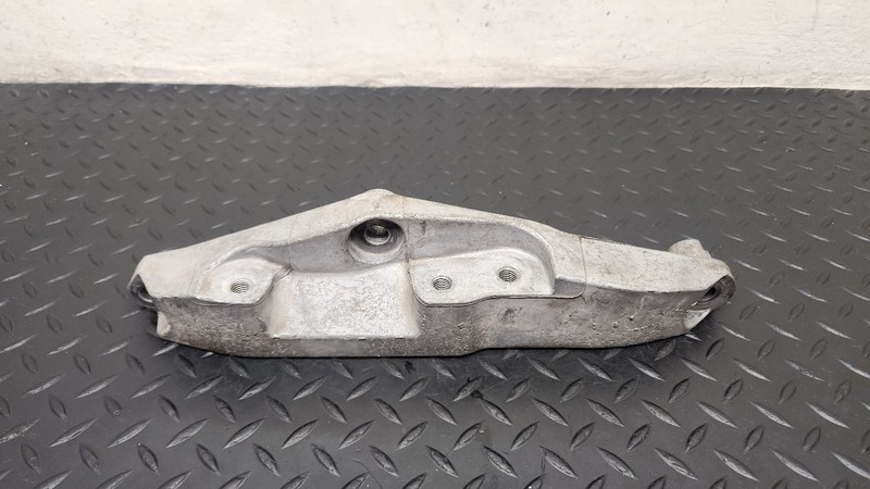 18-24 Chevrolet Traverse 3.6L Engine Mount Bracket OEM 23221646