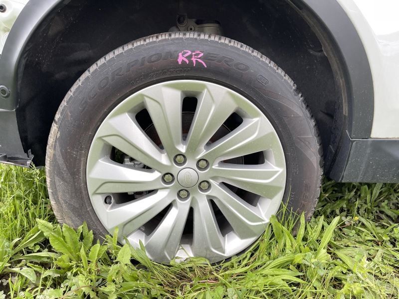 2020-2023 Rover Discovery Sport 19X8 Alloy Wheel 10 Spoke Silver A-Condition