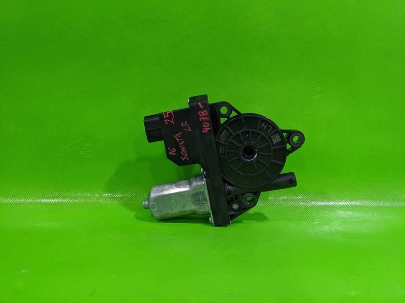 15-19 SONATA DRIVER LEFT FRONT WINDOW MOTOR OEM 4078-25
