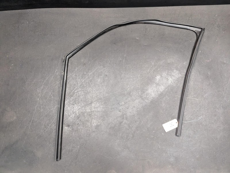 Front Left Door Window Run Channel 2023 Infiniti QX60 Sensory 2022
