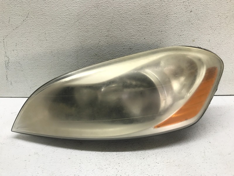 2010-2013 Volvo XC60 Driver Side Left Headlight Head Light Halogen