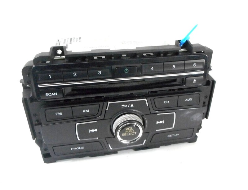 Honda Civic AM FM Radio CD Disc MP3 Player Receiver OEM 2013-2015